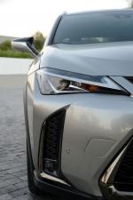 Lexus UX200 F-Sport 2019 года (ZA)